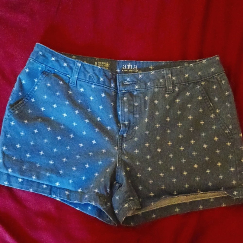 a.n.a shorts like new only worn once. Size  8 with 3.5 inch inseam.